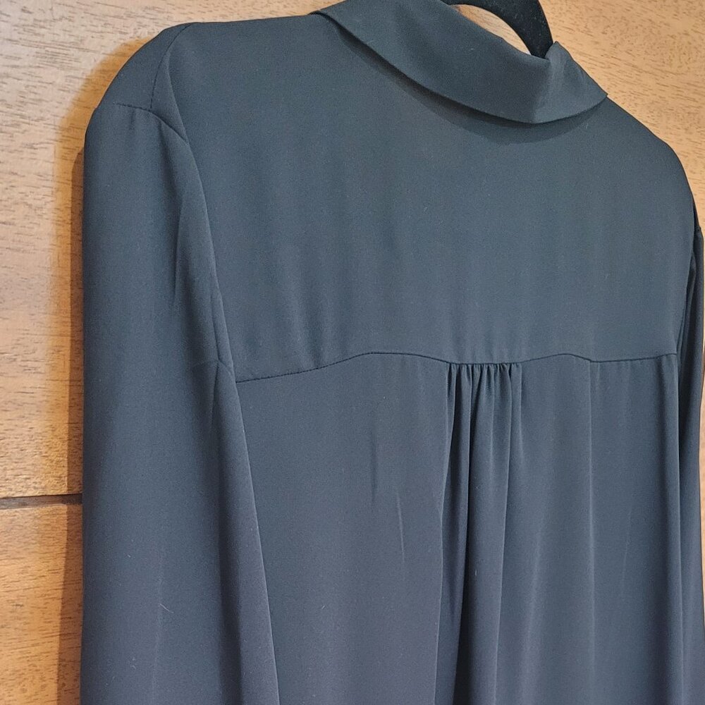 Worthington Women's Long Sleeve Button-Down Shirt - Picture 5 of 7
